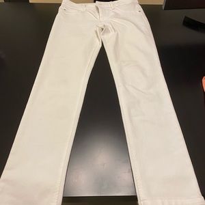 DL 1961 white jeans.  A blemish shown in photo